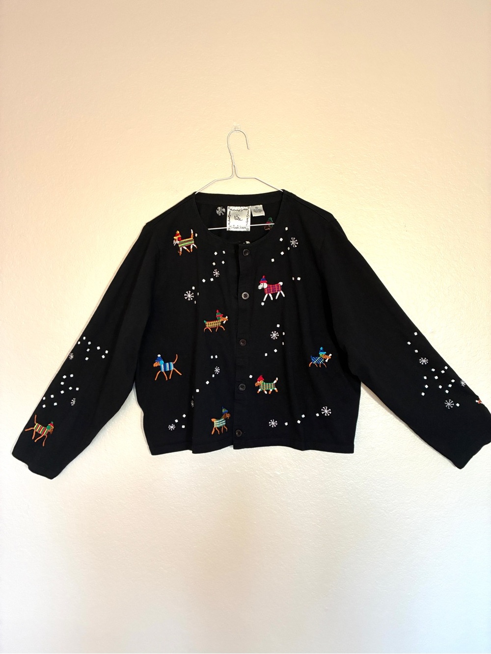 VTG Michael Simon Black Embroidered Holiday Cardigan Colorful Dog Snow Motifs